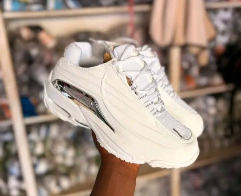 Nike Air Max SNDR