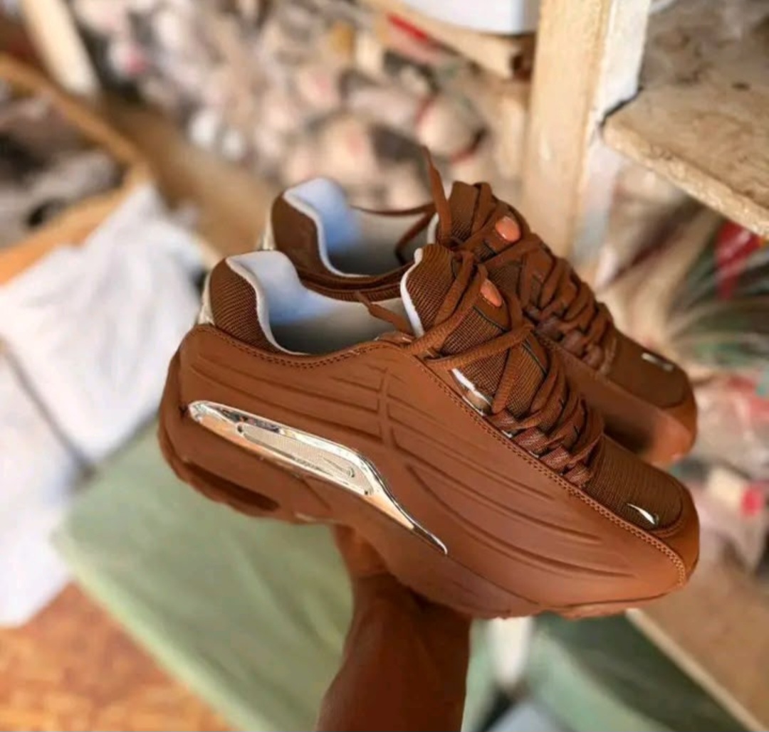 Nike Air Max SNDR